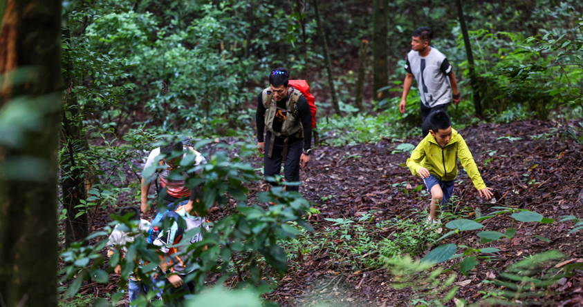 北京万物竞萌旅游文化有限公司